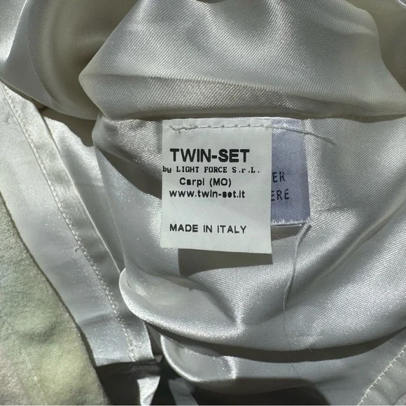 Twinset Milano Embroidered Size Large Cream Floral Skirt 100% Wool